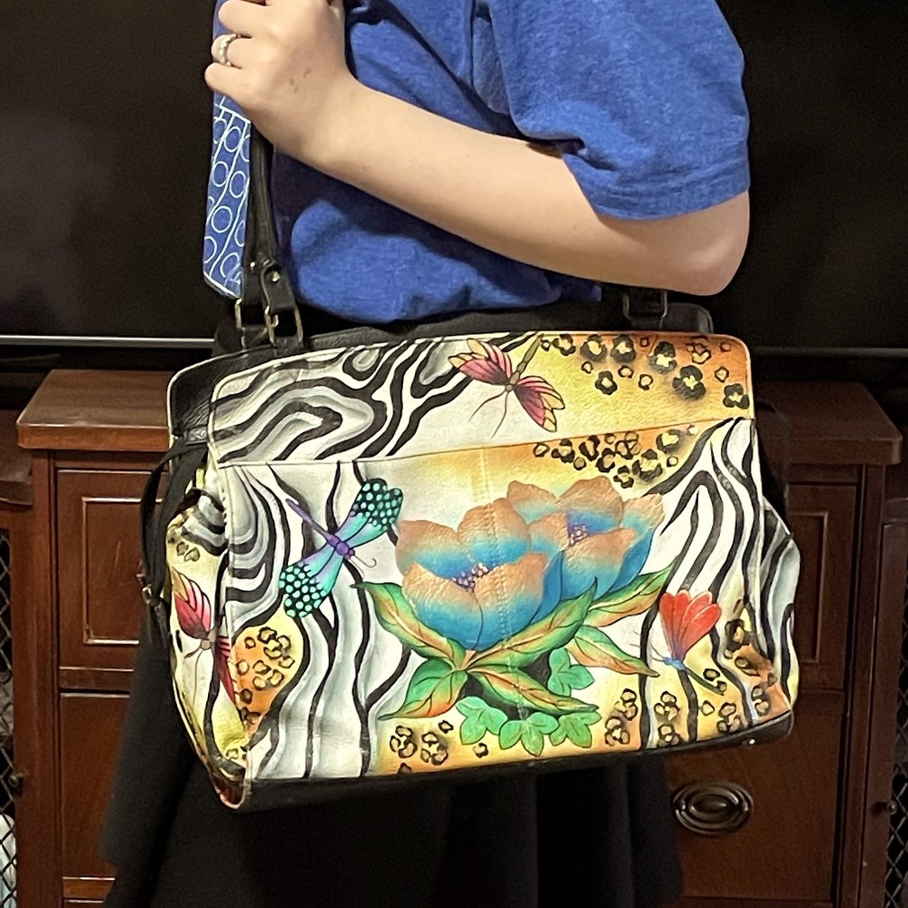 Anuschka tote dragonfly